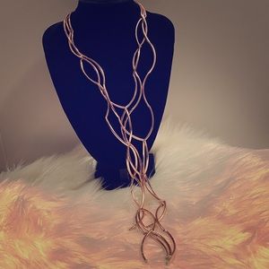 Nest Jewlery Twisted Arc Y-Necklace in Rose Gold